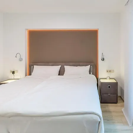 Haus Nautic, 618 Apartament